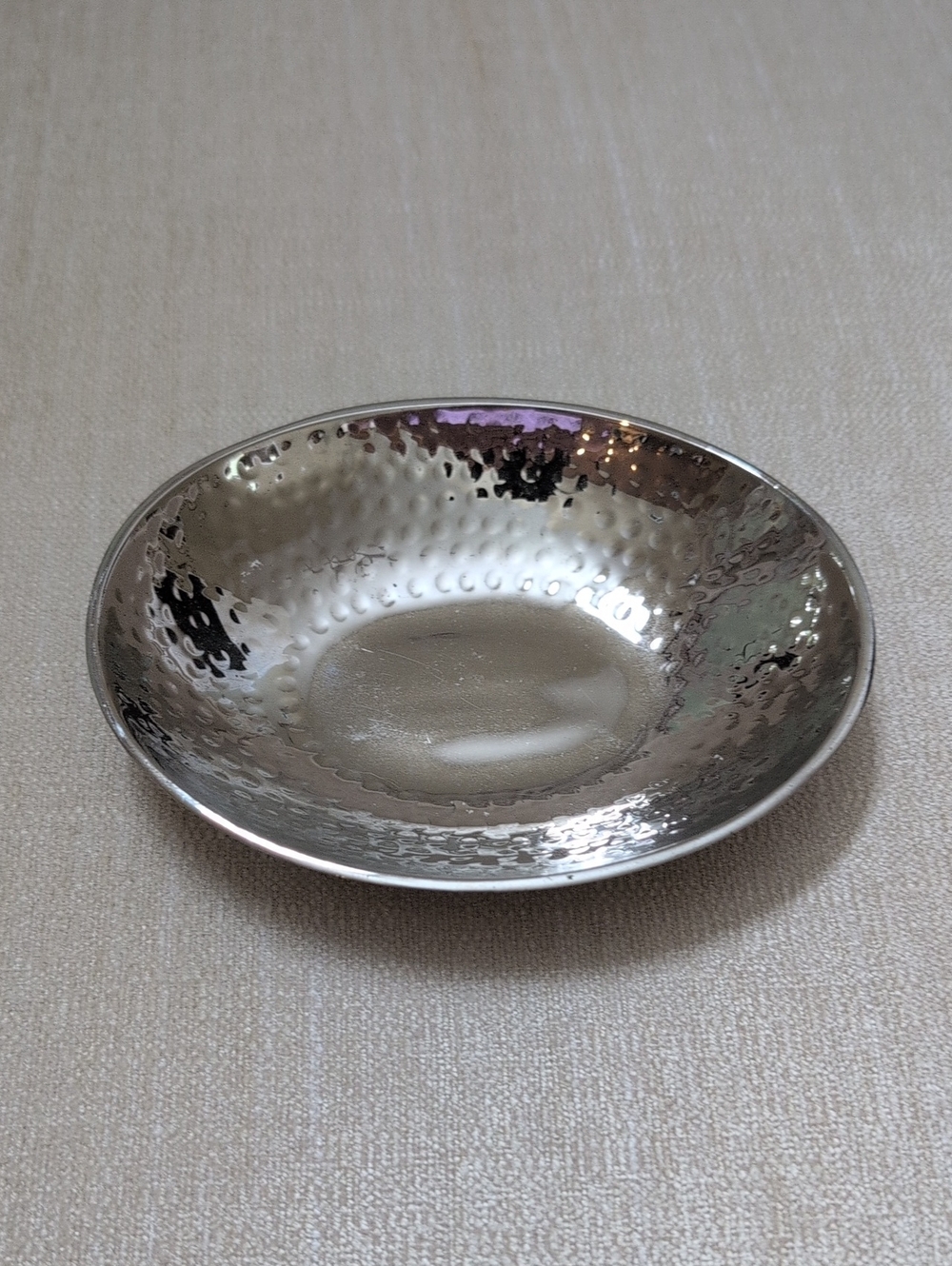 Lauren Ralph Lauren Hammered Silver Metal Decorative Oval Bowl Soap Candy Dish